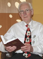 Fr Kevin O'Loughlin.jpg Fr Kevin O'Loughlin.jpg