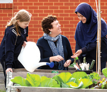 Amanda and students new.jpg Amanda and students new.jpg